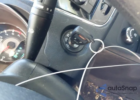 2013 Chrysler 200 Lx z USA, uszkodzony, nr VIN 1C3CCBAB4DN636160